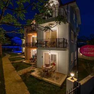 ** Parco vacanze Infinity Lily Turchia